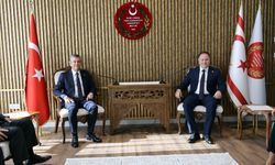 Öztürkler, KKTC’nin 42. kuruluş yıl dönümü dolayısıyla Türkiye’den gelen heyetleri kabul etti