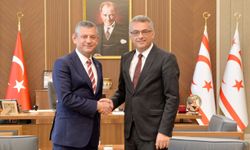 Cumhurbaşkanı Tufan Erhürman, CHP Genel Başkanı Özgür Özel ve beraberindeki heyeti kabul etti