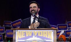 New York'un ilk Müslüman Belediye Başkan adayı Mamdani, sandıktan zaferle çıktı