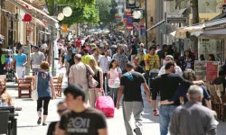 Güney Kıbrıs’ta yasal olarak ikamet eden yabancı ülke vatandaşlarının sayısı yaklaşık 200 bin