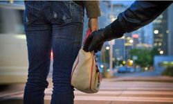 Baf’ta kapkaç...70 yaşındaki kadının çantası çalındı