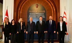 Öztürkler, Trabzon temasları çerçevesinde Valilik ve Büyükşehir Belediye Başkanlığı’nı ziyaret etti