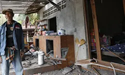 Kamboçya’dan fırlatılan roketler, Tayland’da bir hastanenin yakınına düştü