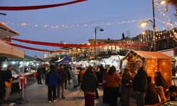 Bellapais’te Yeni Yıl Pazarı'nın ilk günü geride kaldı