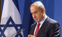 Yunan gazeteci Kountouris, Atina ve GKRY'nin "diktatör Netanyahu"nun çıkarlarına hizmet ettiğini belirtti