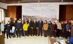 Baristalık ve mutfak uygulamaları eğitimi alan özel gereksinimli bireylere sertifikaları takdim edildi