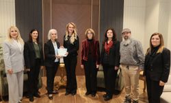 Nilden Bektaş Erhürman, Kadın Öyküleri Derneği ile bir araya geldi