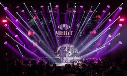 Sibel Can Yeni Yılı Sahnede Karşıladı