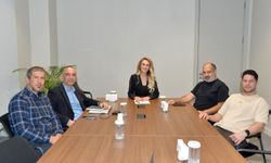 Nilden Bektaş Erhürman, Sivil Afet Timi Derneği yetkilileri ile görüştü