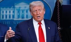 ABD Başkanı Trump, tüm ülkelere yüzde 10 tarife uygulanmasına ilişkin kararı imzaladı