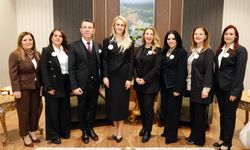 Nilden Bektaş, Erhürman Bahar Esintileri Sanat Derneği heyetiyle bir araya geldi