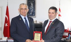 Çavuşoğlu, MOK Başkanı ve üyelerini kabul etti