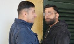 Kasadan 200 Dolar Aldığı Öne Sürülen Zanlılar Tutuklandı