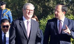 İngiltere Başbakanı Starmer, Hristodulidis’le telefonda üsler konusunu görüştü
