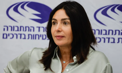 İsrail'in GKRY'den vatandaşlarını tahliyesi Filistin destekçisi mürettebatın itirazına takıldı