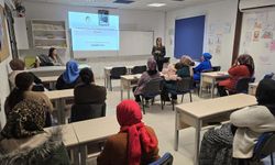 Uzmanlar çocukların ve ergenlerin beslenmesiyle ilgili eğitim verdi