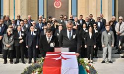 Salih Coşar son yolculuğuna uğurlanıyor...Coşar için Meclis’te tören düzenlendi