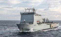 İngiltere “RFA Lyme Bay” çıkarma gemisini de Güney Kıbrıs'a gönderiyor
