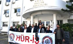 Hür-İş Federasyonu’ndan Maliye Bakanlığı önünde protesto eylemi… “Zamları kabul etmiyoruz”