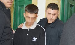 Annesine Küfür Edildiği Gerekçesiyle Bıçakladı: 3 Gün Tutukluluk Verildi