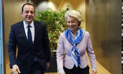 Hristodulidis, Avrupa Komisyonu Başkanı ile görüştü