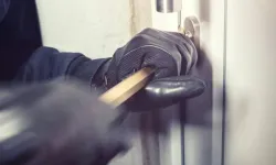 Limasol’da ev açma ve hırsızlık yapan üç kişilik çete yakalandı