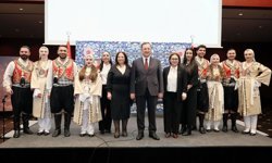 Gazimağusa Belediyesi Halk Dansları Topluluğu, KKTC'yi temsilen Berlin’de sahne aldı