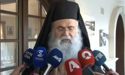 Başpiskopos Yeorgios’un Paskalya dileği “Ada’daki Yunan varlığının artarak devam etmesi”