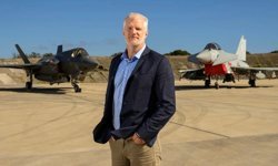 Birleşik Krallık Savunma Bakanlığı Müsteşarı: “Üslerin statüsü müzakere konusu değildir”