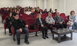 DAÜ’de “Kıbrıslı Türk şair ve yazarların Türkçeye bakışı” konferansı düzenlendi