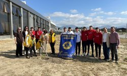 Lefkoşa Başkent Lions Kulübü, Meral-Vedat Ertüngü Lisesi’nde fidan dikim etkinliği düzenledi