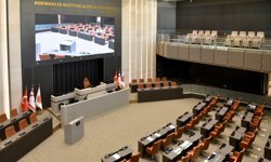 Meclis tamamlandı… “Yasa gücünde kararnameler, kırsal kesim arsaları ve borçlanma” konuları tartışıldı