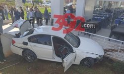 Drift Yapan Araç 3 Kişiye Çarptı