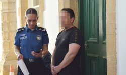 Kıbrıslı Rum zanlı sahte sigortayla yakalandı