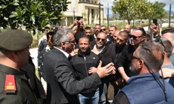 Meclis’te Bekleyiş Sürüyor: Erhürman Temaslarda Bulundu