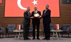 Türkiye-KKTC Ekonomik İlişkilerin Güçlendirilmesi Toplantısı düzenlendi