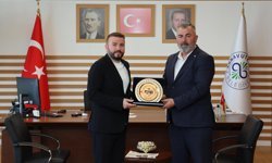 Beyarmudu Belediye Başkanı Bebek, Arnavutköy Belediye Başkanı Candaroğlu’nu ziyaret etti