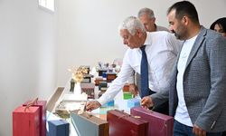 Güzelyurt Belediye Başkanı Özçınar Yeşilyurt Özel Eğitim Okulu Sergisi'nin açılışına katıldı
