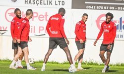 Cihangir’de Karşıyaka Mesaisi Sürüyor