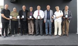 Kıbrıs Türk Basınının Çınarlarına Vefa: KTGC’den "Üstün Hizmet Ödülü"