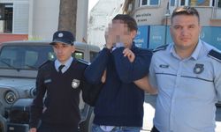Güney Kıbrıs'tan Kaçak Girip Ercan'da Sahte Pasaport Sunan Zanlı Tutuklandı