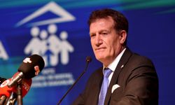 Arıklı: “Siber zorbalık sadece çocuklar için değil gençler, aileler ve yetişkinler için de büyük tehlikeler içeriyor”