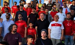 Öztürkler, Türkiye A Milli Futbol Takımı maçını Millet Bahçesi’nde izledi