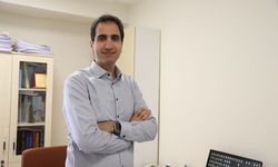 YKS öncesi ailelere "çocuklarının yanında olduklarını hissettirmeleri" önerisi