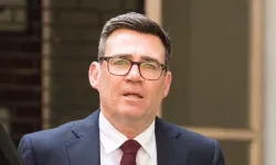 İngiltere İşçi Partisi liderliğine seçilen Andy Burnham, ülkenin yeni başbakanı oldu
