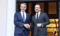 Hristodulidis’in Atina ziyareti Rum basınında