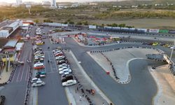 91 Klasik Otomobil Piste Çıkıyor