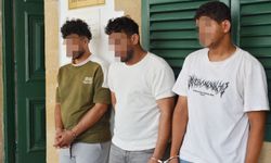 Üç kişi kaçak ikamet suçundan tutuklandı