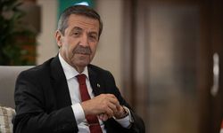 Ertuğruloğlu: “Federasyon modeli geçerliliğini yitirdi, kalıcı çözüm egemen eşitlik temelindeki iki devletli vizyonla mü