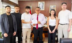 Maliye Bakanı Berova, Üniversite Öğrencileri Derneği'ni kabul etti